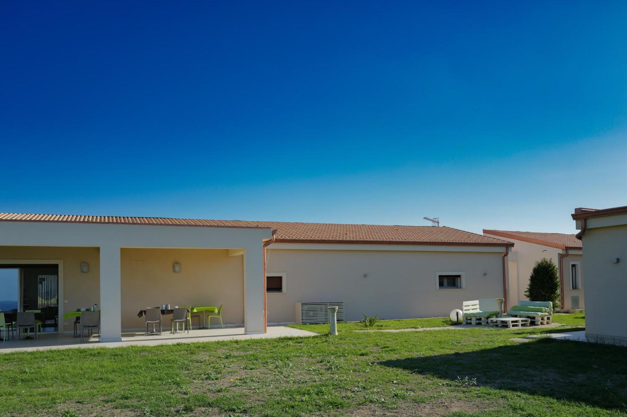 B&B L'Eden Di Capo Bianco Montallegro Esterno foto